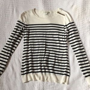 Precious Pin stripped w/ zipper detail sweater🌹